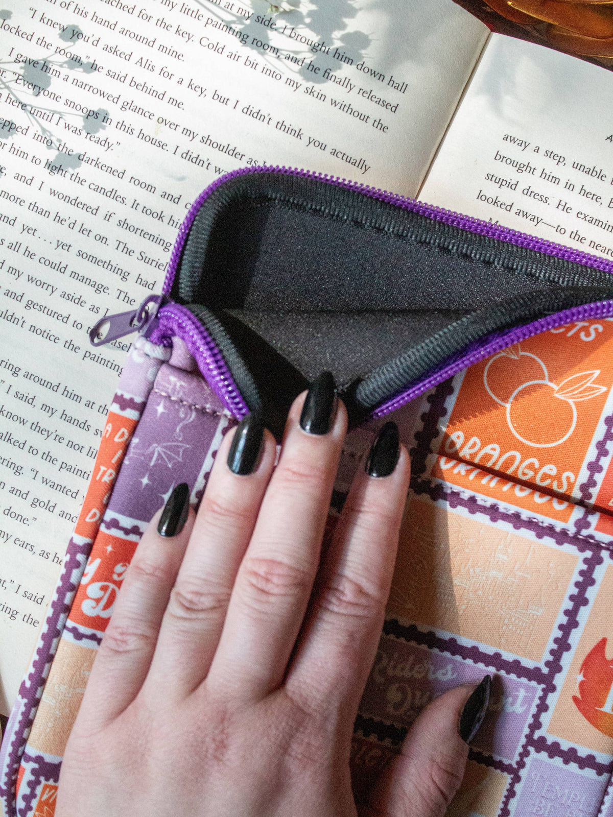 Fourth Wing Stamps Neoprene E-Reader Sleeve