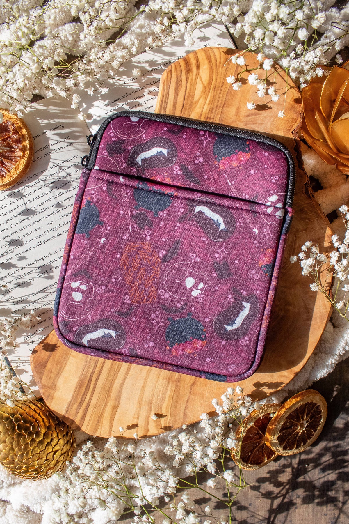 Maroon Magic Neoprene E-Reader Sleeve