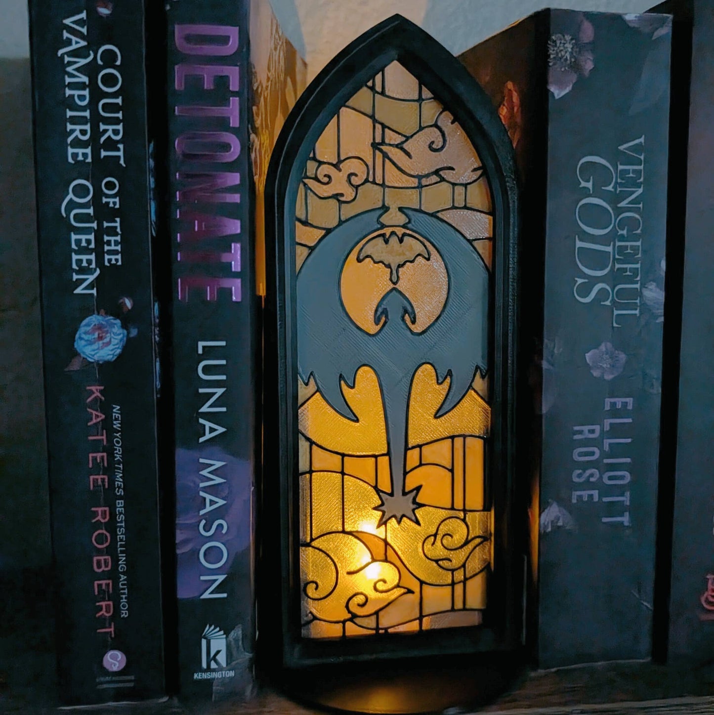 Gothic Stained Window Book Nook - Snake