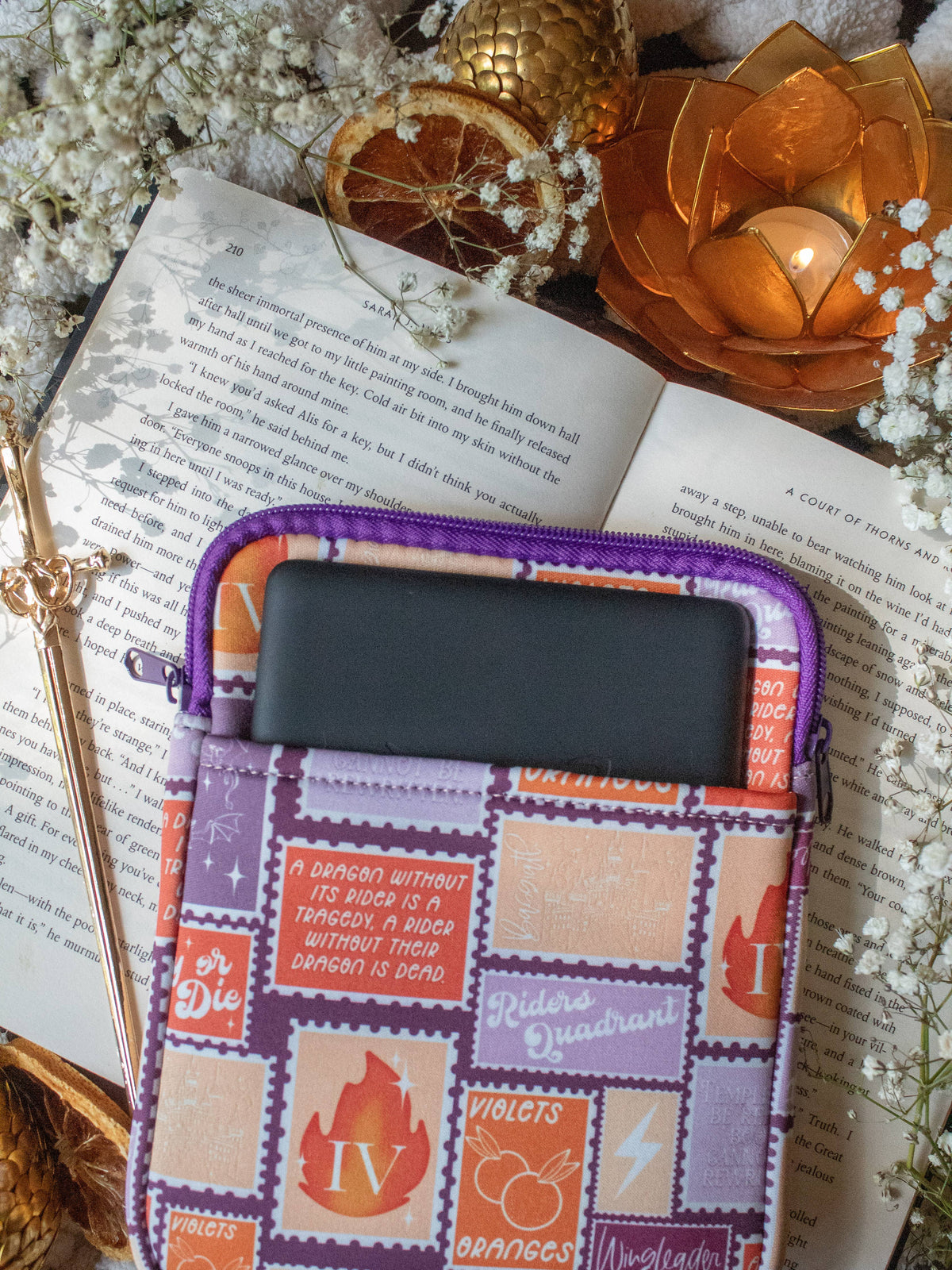 Fourth Wing Stamps Neoprene E-Reader Sleeve