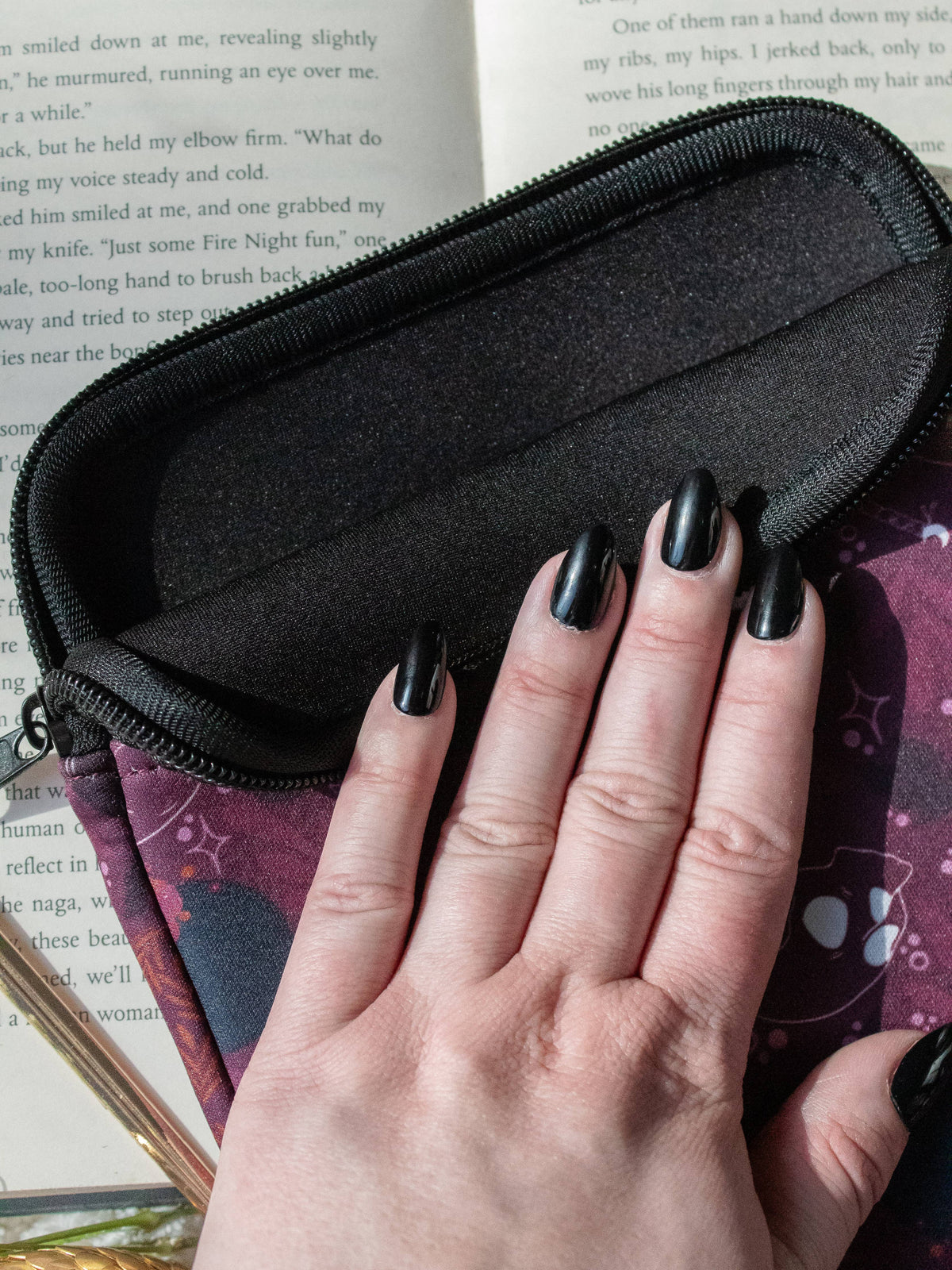 Maroon Magic Neoprene E-Reader Sleeve