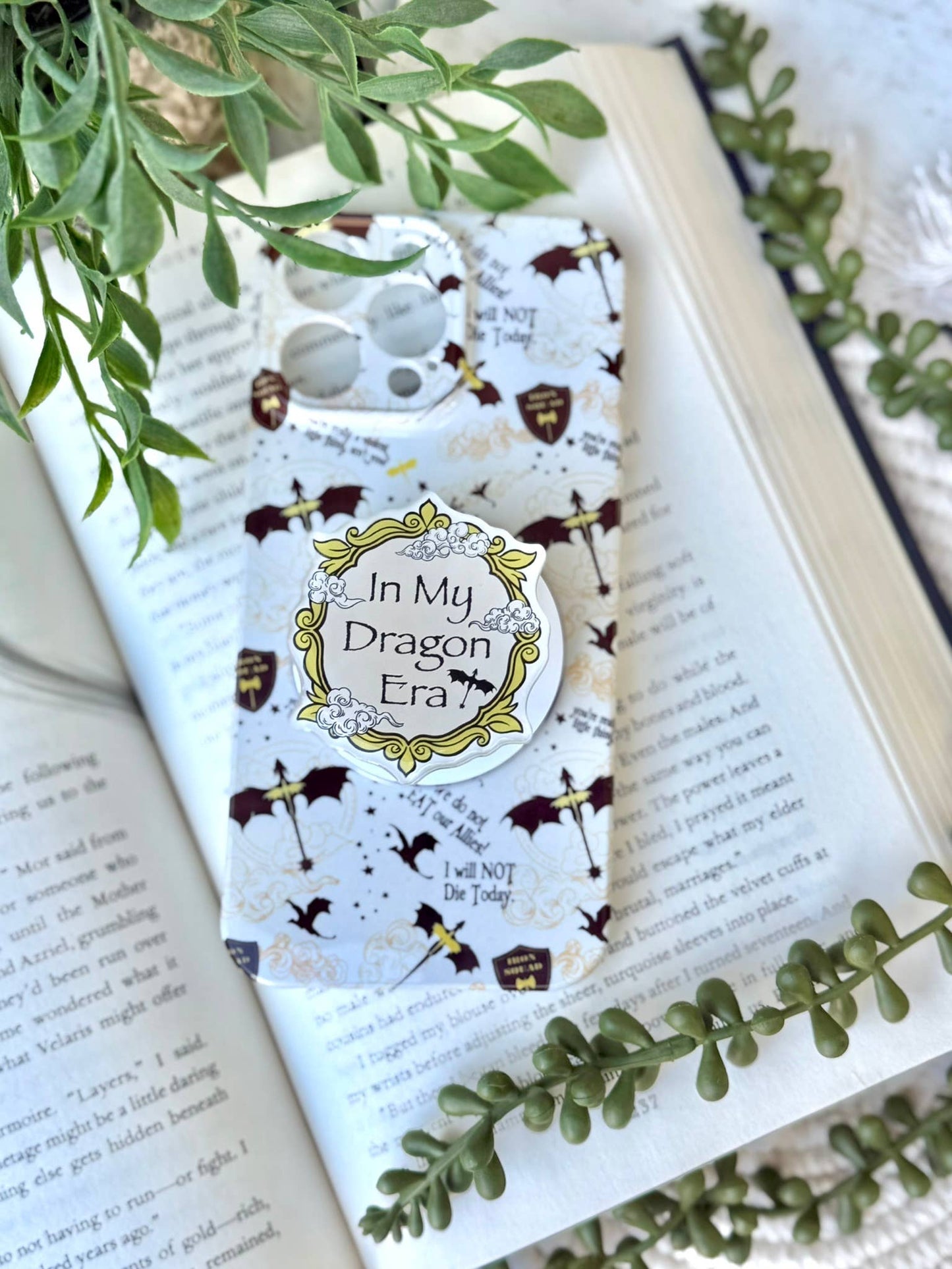 Dragon Era Kindle Grip