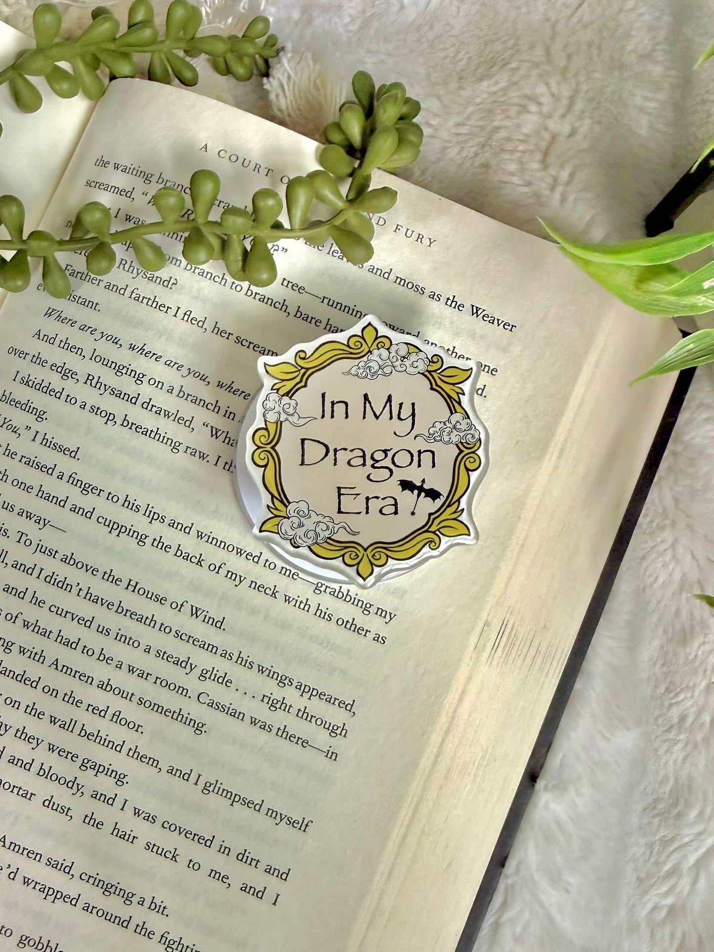 Dragon Era Kindle Grip