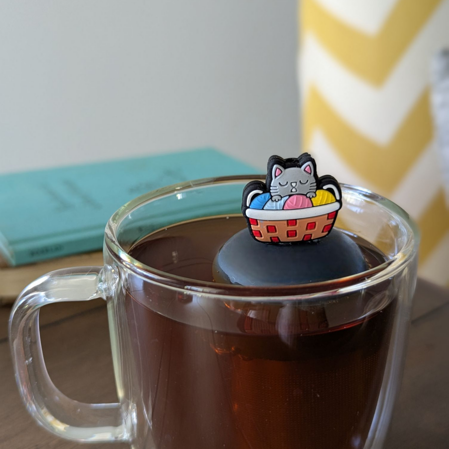 Cat Knitting | Floating Tea Infuser | Black Base |Multicolor