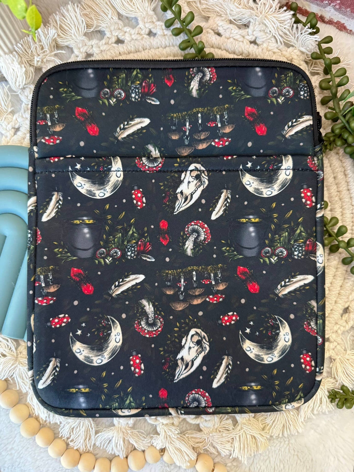8x10 Skull Mystic Book Sleeve | Book Sleeve | Kindle Storage
