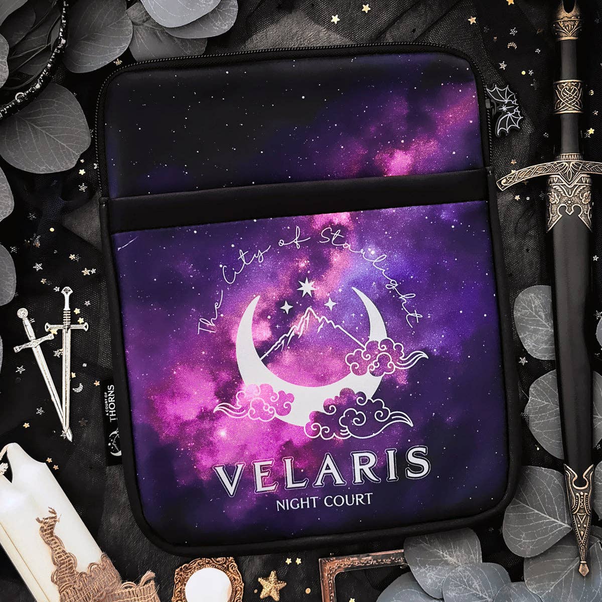 A Court of Thorns and Roses: Velaris E-Reader Book Sleeve (8.5'' x 11'')