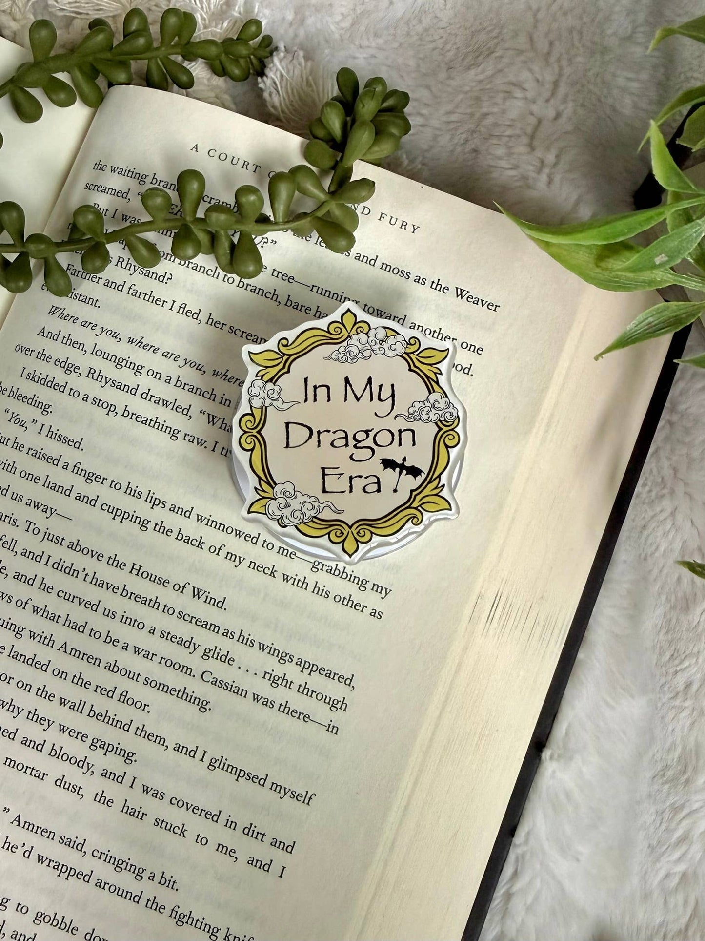 Dragon Era Kindle Grip