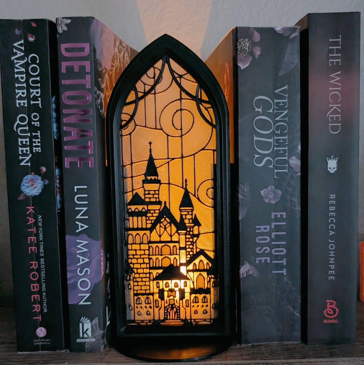 Gothic Stained Window Book Nook - Snake