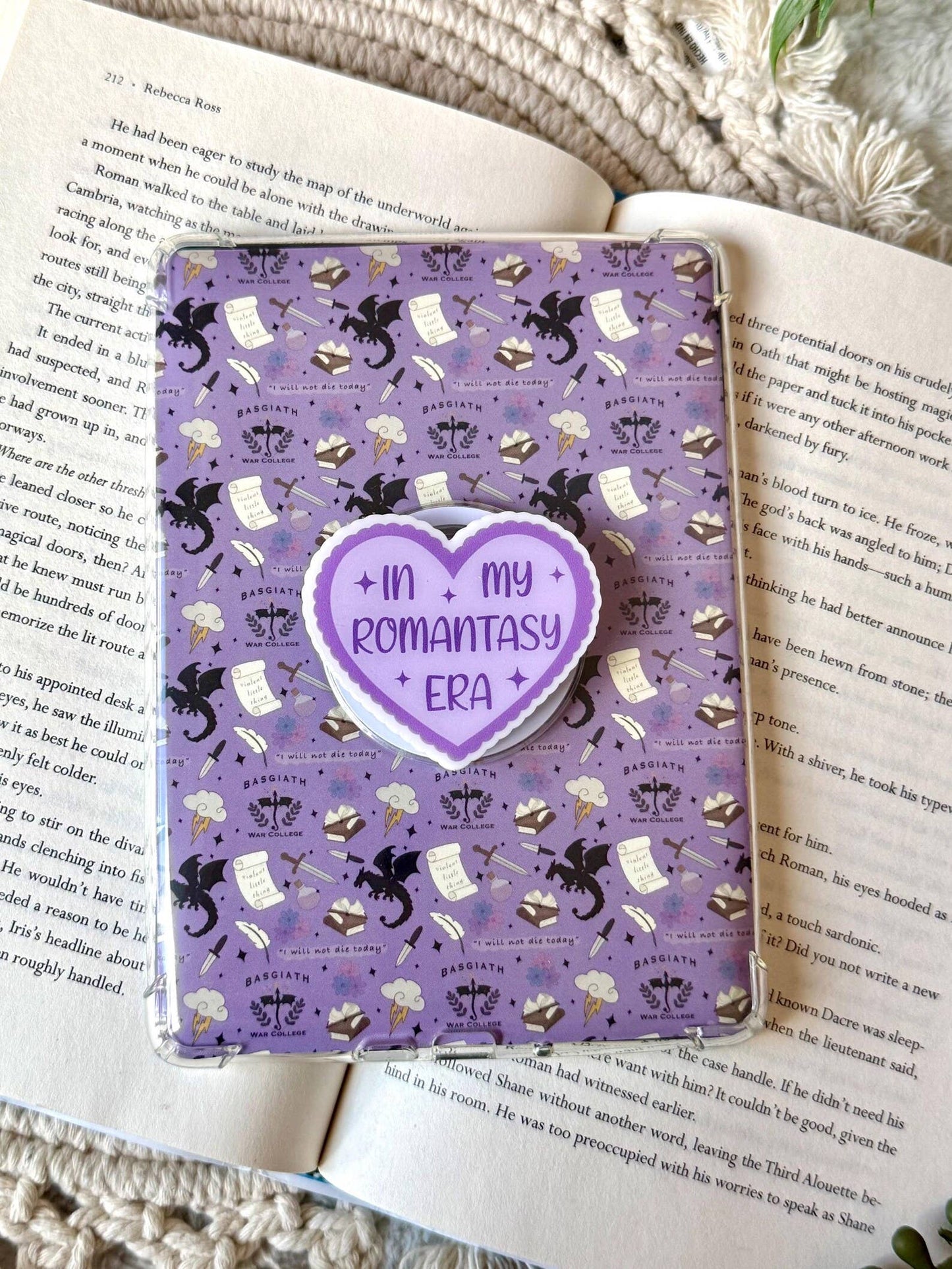 Romantasy Era Magnetic Kindle Grip