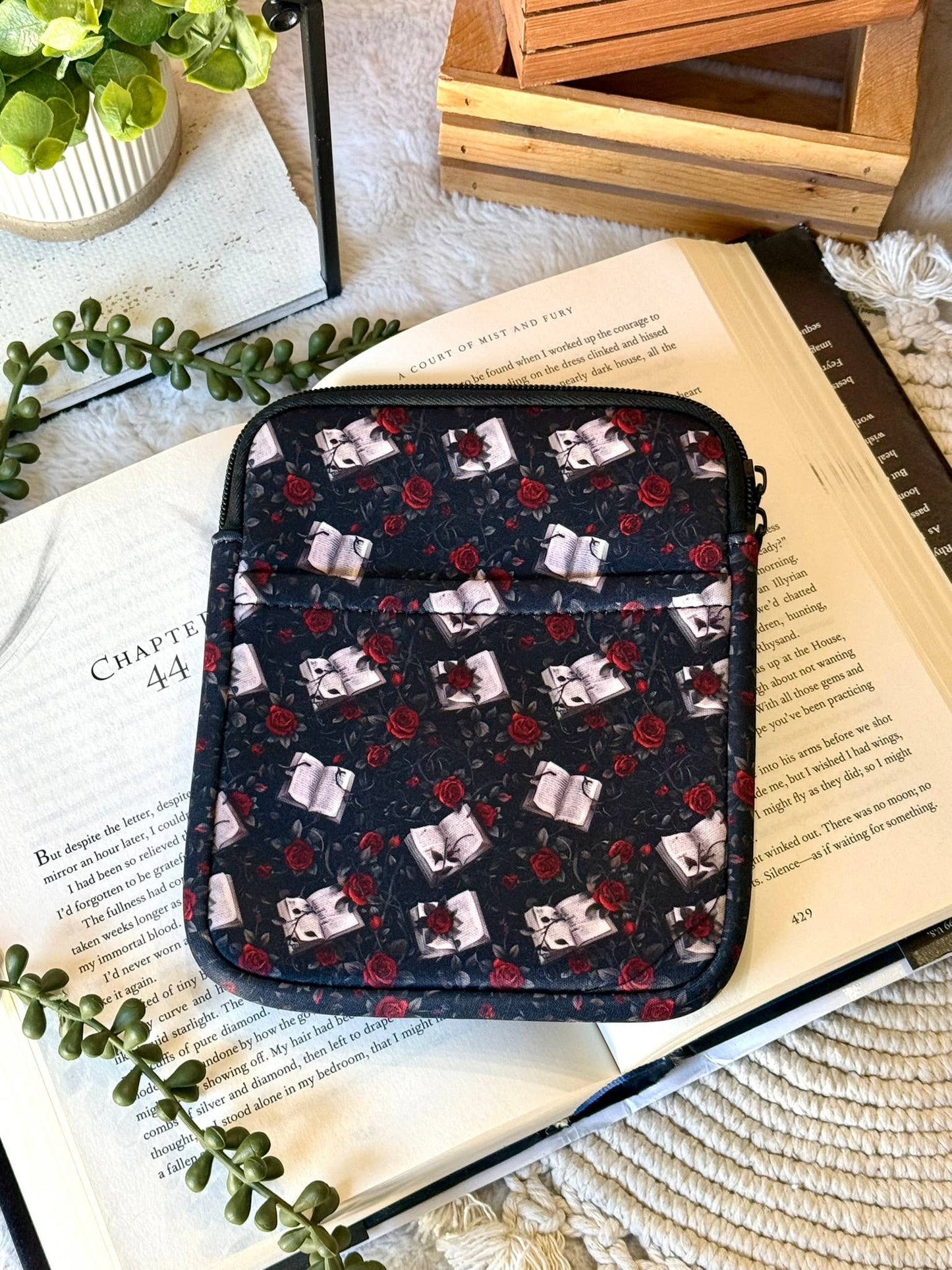 Reading Dark Romance Kindle Sleeve | Kindle Sleeve |Kindle