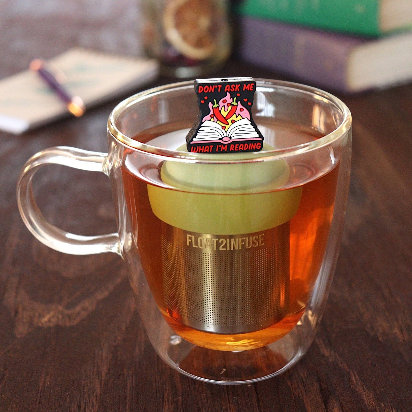 Spicy Books | Floating Tea Infuser | Green Base | Red & Pink