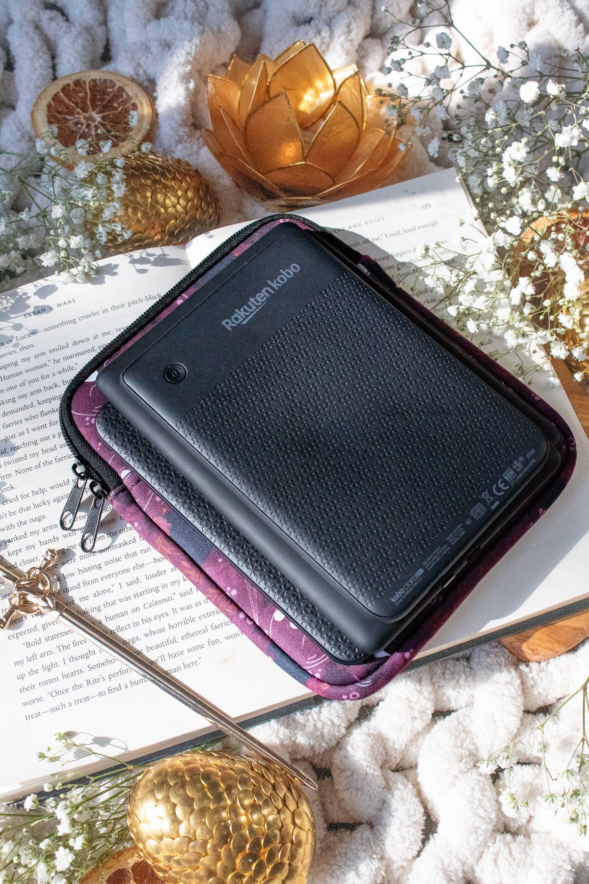 Maroon Magic Neoprene E-Reader Sleeve